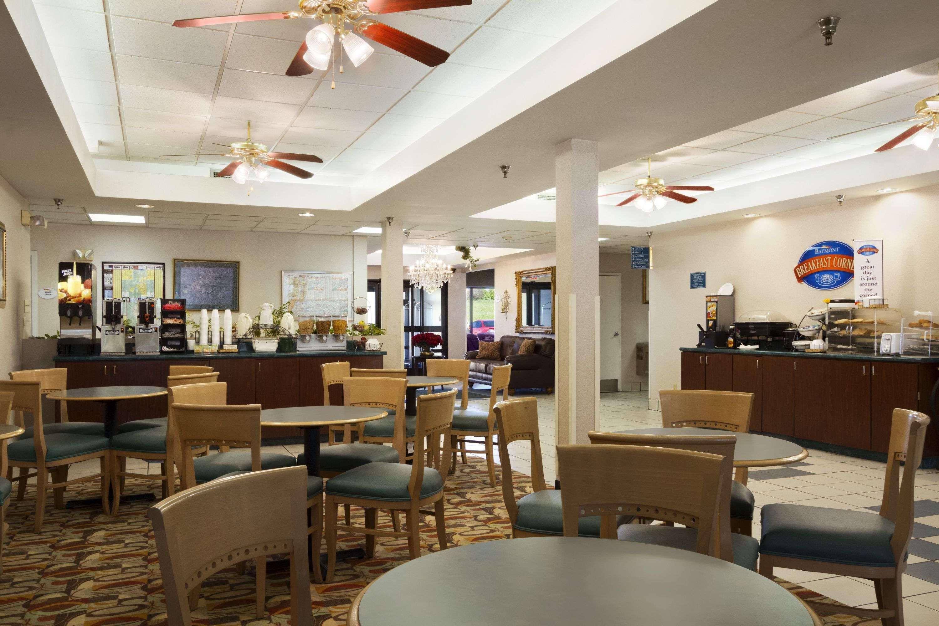 Baymont By Wyndham Crossville Bagian luar foto
