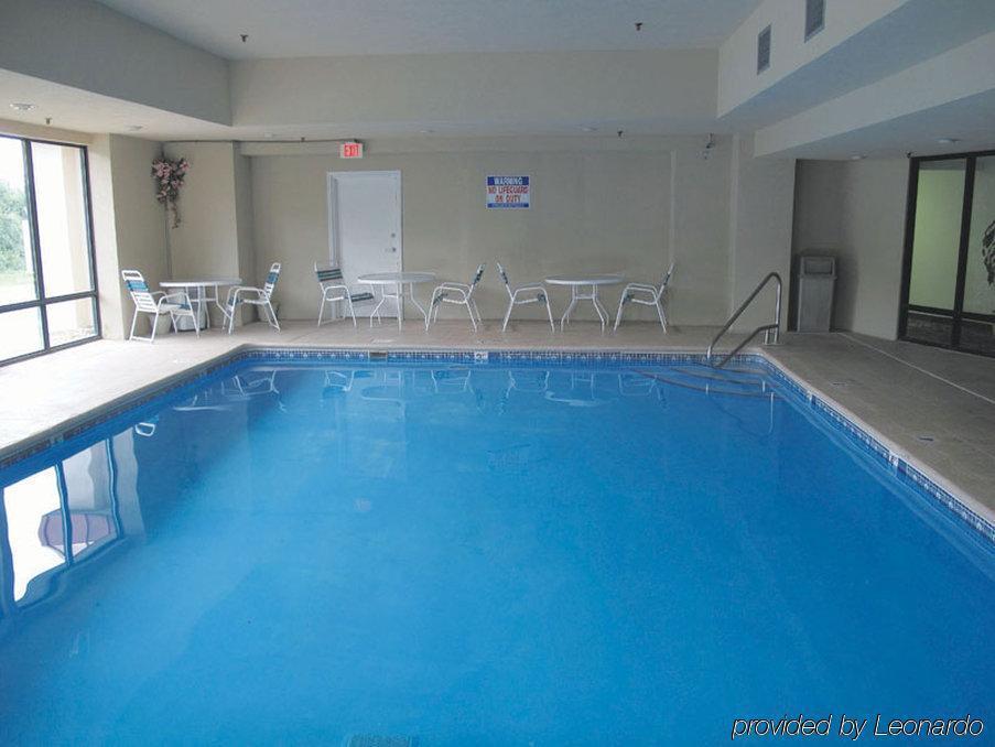 Baymont By Wyndham Crossville Bagian luar foto